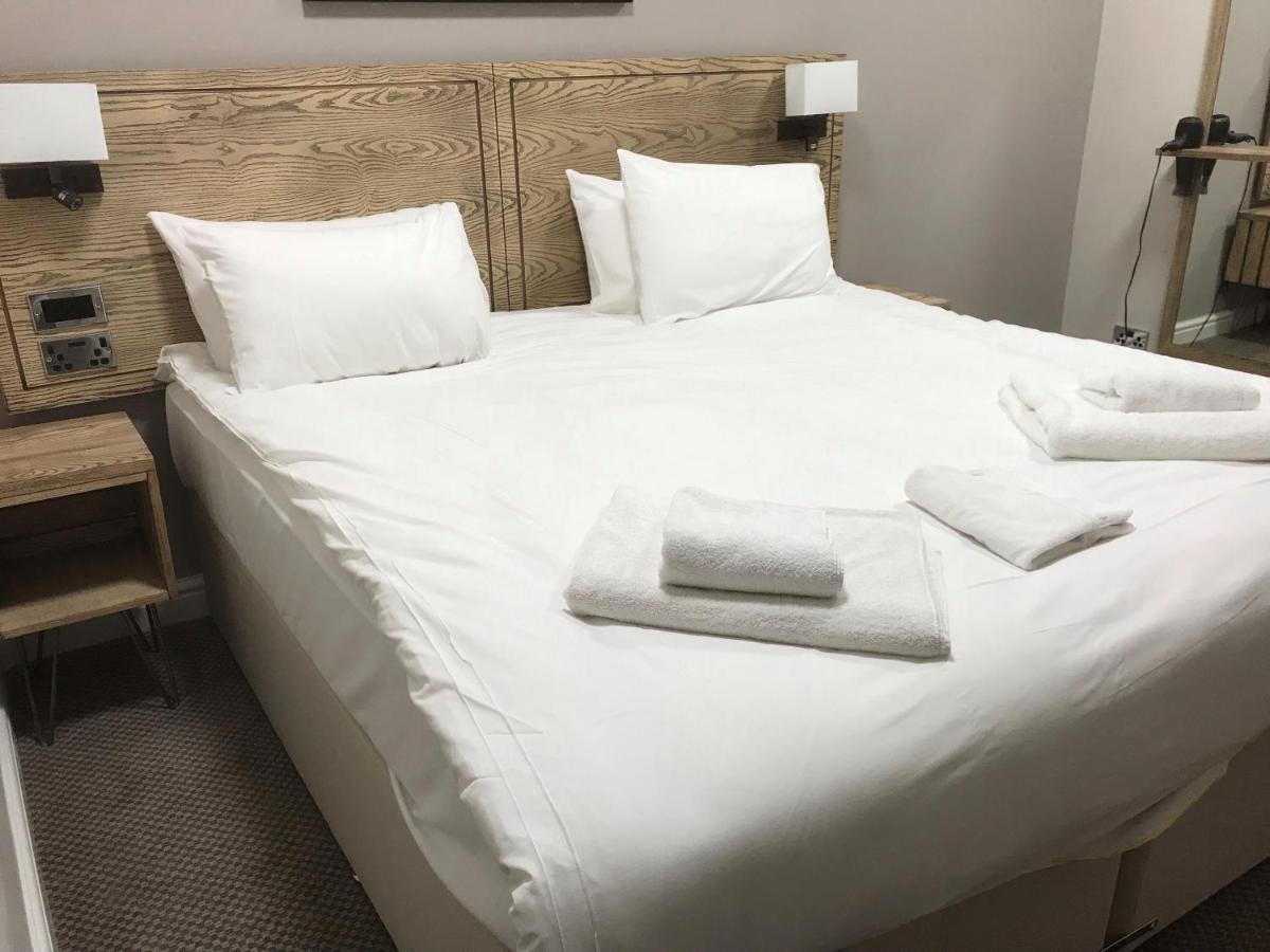 Markets Tavern Hotel Brecon Eksteriør bilde